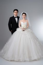 -雪中彩影婚纱摄影·微光艺术中心