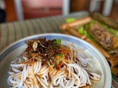 -小厨子私房菜·云南美食店