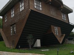 -金山农民画村-枫泾波兰倒置屋