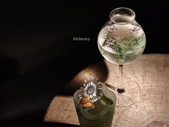 -Shift cocktail bar鸡尾酒吧