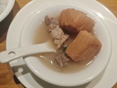 -莲餐厅·湖北菜·潜江小龙虾店(愚园路店)