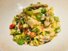 -新荣记(BFC外滩金融中心店)