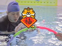 -龙格亲子游泳·水育早教中心(华亿大润发店)