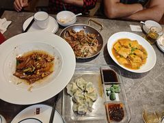 -闫府私房菜·百年鲁菜(恒隆店)