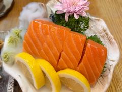 三文鱼刺身厚切-米禾良日料(人民广场店)