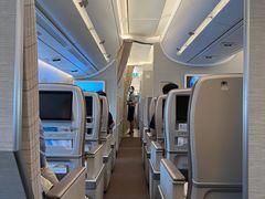 -东方航空(虹桥路店)