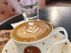 -Me Coffee下午茶艺术空间