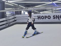 -Hopo Snow 城市滑雪空间(来福士广场购物中心店)