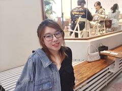 -Line 咖啡(石厦花园店)