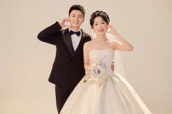 -雅云婚纱摄影工作室旗舰店