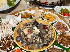 -土连锅·现熬养生汤锅(梁家巷店)