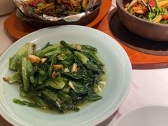 -荷花亭·湖北融合菜(中商广场店)