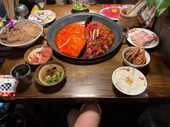 -萍姐火锅·公路夜市(武汉首店)