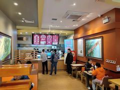 -The Habit Burger Grill 哈比特汉堡(爱琴海店)