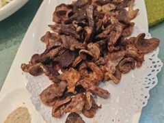 -老码头黑皮肘子锅包肉熏酱水饺(文政街店)