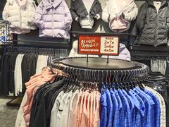 -SKECHERS 斯凯奇(上海国际时尚中心店)