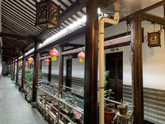 -唔呶喔哩酒家(生产街店)