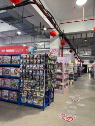 -逝水玩具折扣店