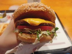 -The Habit Burger Grill 哈比特汉堡(复兴soho店)