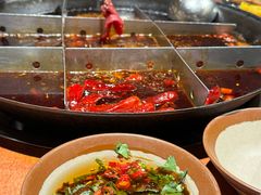 -周小明火锅(黑金冠社区店)