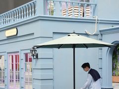 -中航城君尚购物中心