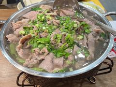 跷脚牛肉小锅-肖四女乐山跷脚牛肉(世博源店)