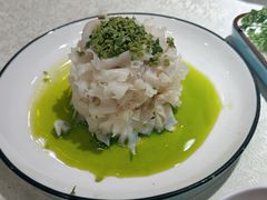 香椿呛拌绣球菌-三玛璐酒楼(汉口路店)