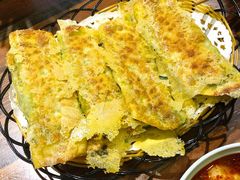 白菜锅贴-玉泉山庄(亚欧店)