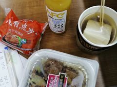 -全家便利店(沪南公路店)