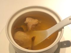 泉水菌菇鸡汤-觀芷隐轩