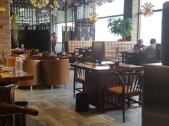 大堂-高兴壹锅·潮汕鲜牛肉火锅(良乡梅花庄店)