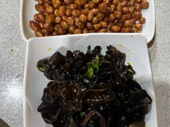 -墨脱石锅椰子鸡•香草鸭•东山羊(大东海店)