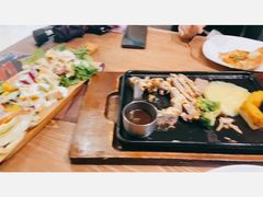 牛排-必胜客(WOW中央公园店)