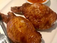 鲜虾胶酿脆皮鸡翅-港丽餐厅(高德置地店)