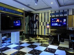 -乐翻天量贩式KTV(淞发路店)