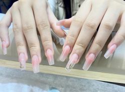 -J·花崎美睫美甲