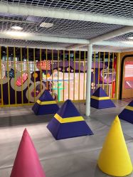 -LuckyStar幸运星家庭娱乐中心(东莞国贸店)
