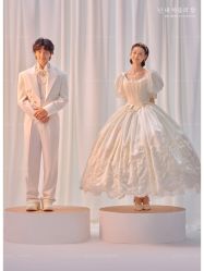 -雪中彩影婚纱摄影·微光艺术中心