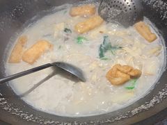 -陈大锅·岳阳鱼馆·地道岳阳菜(美食街店)