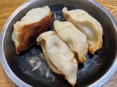 -黄阿姨锅贴大王(万航渡路店)