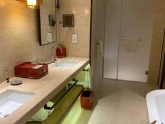 -上海衡山路十二号华邑酒店