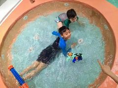 -涨巢·潮玩水疗局