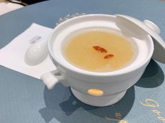 招牌雪梨燕窝-燕庭·纯燕窝·甜品下午茶(南京西路店)