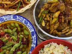 -江城燕子大排档(江汉路步行街店)