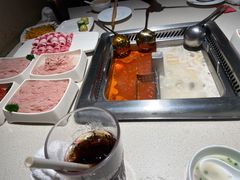 -海底捞火锅鲜切牛肉主题店(长寿路店)