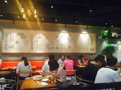 -渝是乎川渝小炒(新世界百货望京店)