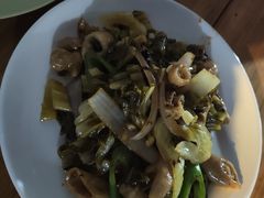 酸菜炒猪大肠-美食店(华贵路店)