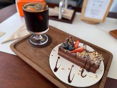 -Line 咖啡(石厦花园店)