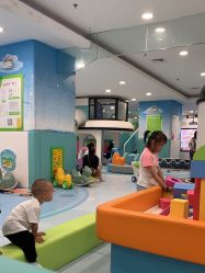 -孩子王童乐园(唐山万达广场店)
