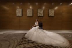 iphone_upload_pic-纯色时光婚纱艺术馆WHITE